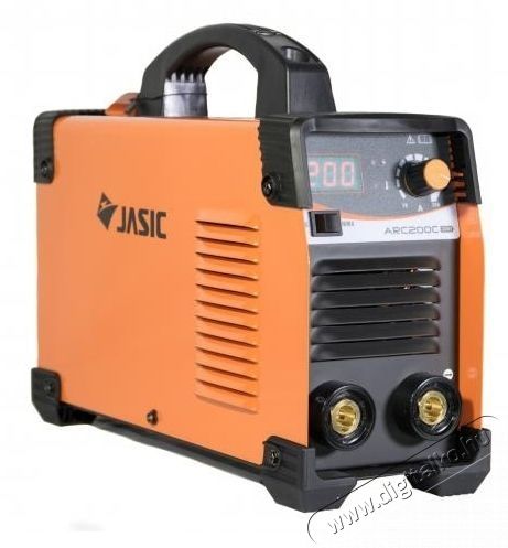 Jasic ARC 200 PRO professzion&aacute;lis hegesztő inverter, 230 V, 200 A, 1,6-4 mm elektr&oacute;da, MMA hegesztő tartoz&eacute;kok H&aacute;ztart&aacute;s / Otthon / K&uuml;lt&eacute;r - Szersz&aacute;m - Hegesztő - 536927