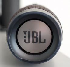 JBL Charge 3 Bluetooth hangszóró - fekete Audio-Video / Hifi / Multimédia - Hordozható, vezeték nélküli / bluetooth hangsugárzó - Hordozható, vezeték nélküli / bluetooth hangsugárzó - 304918