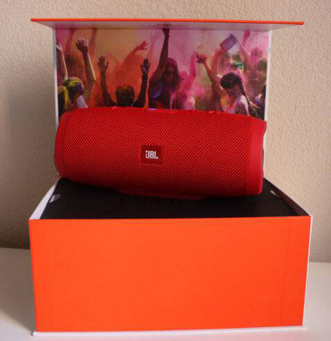 JBL Charge 3 Bluetooth hangszóró - piros Audio-Video / Hifi / Multimédia - Hordozható, vezeték nélküli / bluetooth hangsugárzó - Hordozható, vezeték nélküli / bluetooth hangsugárzó - 304917