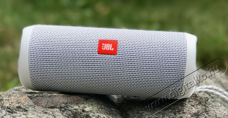 JBL Flip 4 Bluetooth hangszóró - szürke Audio-Video / Hifi / Multimédia - Hordozható, vezeték nélküli / bluetooth hangsugárzó - Hordozható, vezeték nélküli / bluetooth hangsugárzó - 315838
