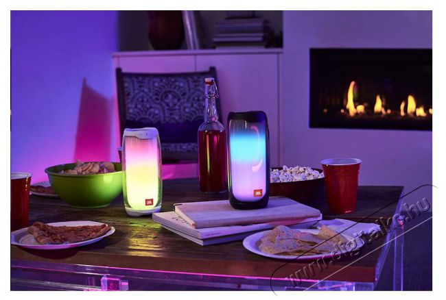 JBL Pulse 4 fekete vízálló LED-es Bluetooth hangszóró Audio-Video / Hifi / Multimédia - Hordozható, vezeték nélküli / bluetooth hangsugárzó - Hordozható, vezeték nélküli / bluetooth hangsugárzó - 380163