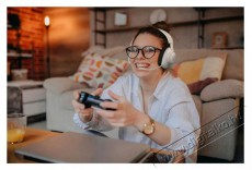 JBL Quantum 360P Console Wireless fehér Audio-Video / Hifi / Multimédia - Fül és Fejhallgatók - Fejhallgató mikrofonnal / headset - 510070