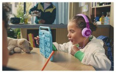 JBL JR 320 vezetékes lila gyermek fejhallgató Audio-Video / Hifi / Multimédia - Fül és Fejhallgatók - Fejhallgató - 514456