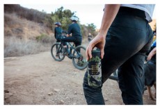 JBL FLIP 7 terepszínű Bluetooth hangszóró Audio-Video / Hifi / Multimédia - Hordozható, vezeték nélküli / bluetooth hangsugárzó - Hordozható, vezeték nélküli / bluetooth hangsugárzó - 516289