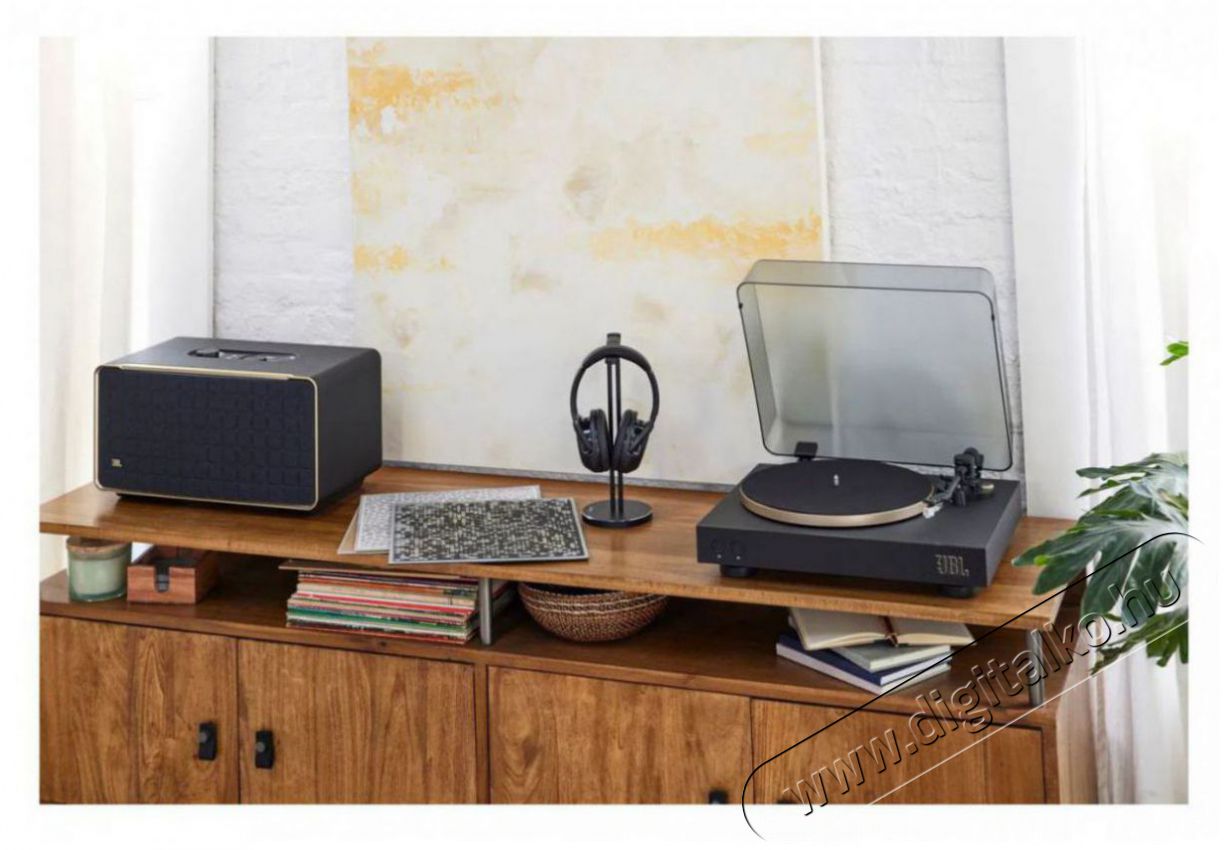 JBL Spinner BT Gold Audio-Video / Hifi / Multim&eacute;dia - Bakelit lemezj&aacute;tsz&oacute; - Bakelit lemezj&aacute;tsz&oacute; - 525055