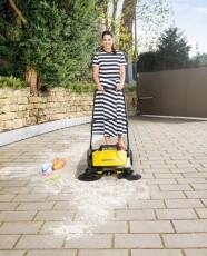 Karcher S 4 TWIN 1.766-360.0 seprőgép Háztartás / Otthon / Kültér - Porszívó / takarítógép - Seprőgép - 362124