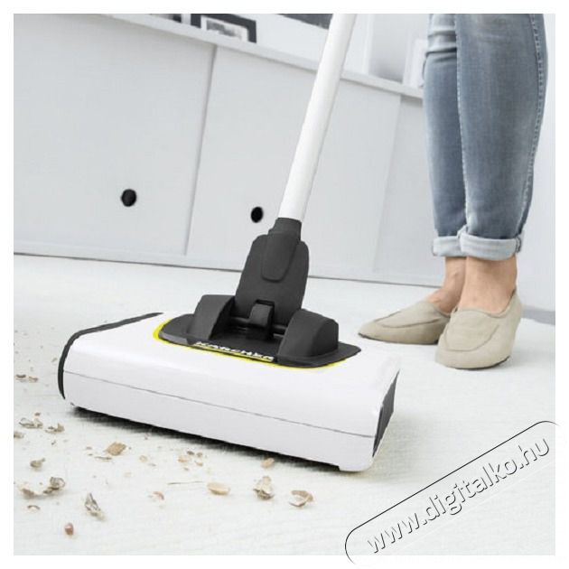 Karcher 1.258-021.0 KB 5 feh&eacute;r akkumul&aacute;toros seprőg&eacute;p H&aacute;ztart&aacute;s / Otthon / K&uuml;lt&eacute;r - Porsz&iacute;v&oacute; / takar&iacute;t&oacute;g&eacute;p - Seprőg&eacute;p - 456860