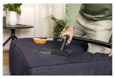 Karcher K&auml;rcher 1.081-230.0 SE 5 *EU szőnyeg &eacute;s k&aacute;rpittiszt&iacute;t&oacute; H&aacute;ztart&aacute;s / Otthon / K&uuml;lt&eacute;r - Porsz&iacute;v&oacute; / takar&iacute;t&oacute;g&eacute;p - Sz&aacute;raz-nedves takar&iacute;t&oacute;g&eacute;p - 500160