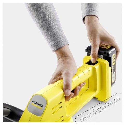 Karcher HGE 2-18 akkumul&aacute;tork&eacute;szlet EU, 18 V, v&aacute;g&aacute;si hossz 45 cm, fogt&aacute;vols&aacute;g 18 mm, tartalma: 18 V 2,0 Ah akkumul&aacute;tor + t&ouml;ltő H&aacute;ztart&aacute;s / Otthon / K&uuml;lt&eacute;r - K&uuml;lt&eacute;r / kerti term&eacute;k / grill - S&ouml;v&eacute;ny / k&eacute;zi fű &eacute;s lomb v&aacute;g&oacute; - 535377