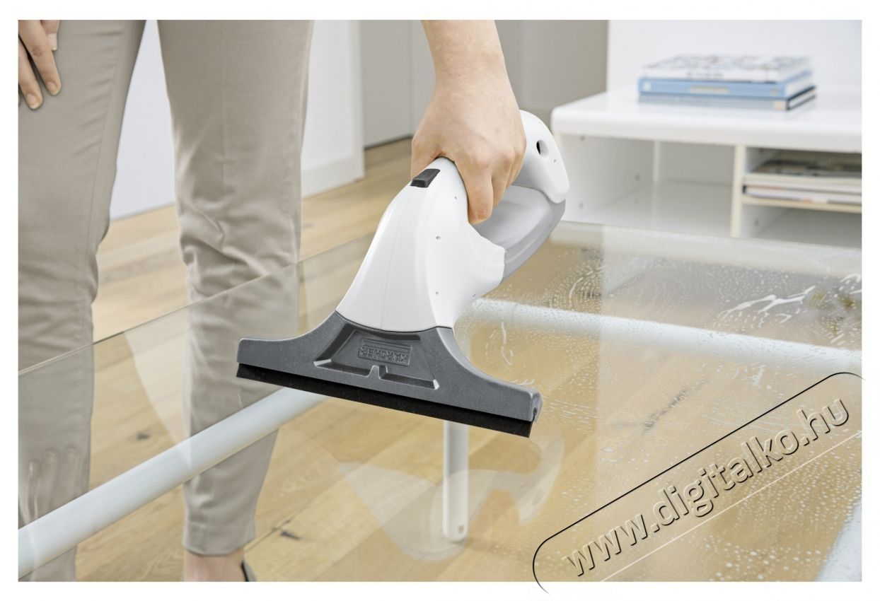 Karcher 1.633-608.0 WV 1 Plus ablaktiszt&iacute;t&oacute;, 25 perc auton&oacute;mia, 70 m3-ig, 100ml v&iacute;ztart&aacute;ly, Feh&eacute;r/Fekete H&aacute;ztart&aacute;s / Otthon / K&uuml;lt&eacute;r - Porsz&iacute;v&oacute; / takar&iacute;t&oacute;g&eacute;p - K&eacute;zi / &aacute;ll&oacute; porsz&iacute;v&oacute; - 536945