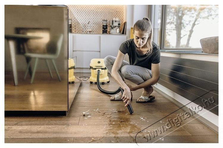 Karcher WD 2 Plus V-12/6/18/C nedves-sz&aacute;raz porsz&iacute;v&oacute;, S&aacute;rga/fekete H&aacute;ztart&aacute;s / Otthon / K&uuml;lt&eacute;r - Porsz&iacute;v&oacute; / takar&iacute;t&oacute;g&eacute;p - Porzs&aacute;kos porsz&iacute;v&oacute; - 536955