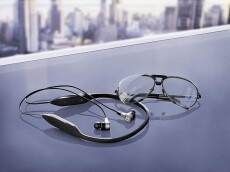 KEF Motion One fülhallgató (Porsche Design) - titán Audio-Video / Hifi / Multimédia - Fül és Fejhallgatók - Fülhallgató mikrofonnal / headset - 347160