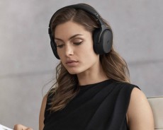 KEF Space One fejhallgató (Porsche Design) - fekete Audio-Video / Hifi / Multimédia - Fül és Fejhallgatók - Fejhallgató - 346114