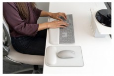 Kensington ErgoSoft csuklótámaszos világosszürke egérpad Iroda és számítástechnika - Egér - Egérpad - 442579