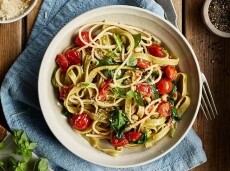 Kenwood KAX981ME Fettuccine tészta szeletelő Konyhai termékek - Konyhai kisgép (előkészítés / feldolgozás) - Tésztakészítő gép - 347492
