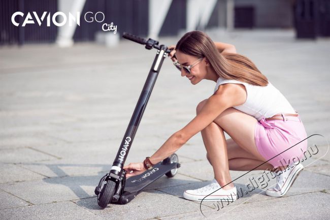 Kiano Cavion City GO elektromos roller (hordozó táskával) Háztartás / Otthon / Kültér - Játék / Sport - Roller / segway / gördeszka - 342228