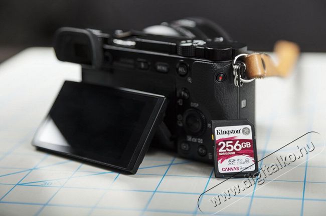 Kingston 256GB SD Canvas React (SDXC Class 10 UHS-I U3) (SDR/256GB) memória kártya Memória kártya / Pendrive - SD / SDHC / SDXC kártya - 337383