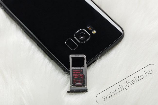 Kingston 64GB SD micro Canvas React (SDXC Class 10 UHS-I U3) (SDCR/64GB) memória kártya adapterrel Memória kártya / Pendrive - MicroSD / MicroSDHC kártya - 337388