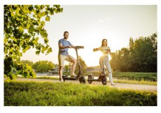 LAMAX eRacer SC50 1000W/14,5 Ah elektromos roller Háztartás / Otthon / Kültér - Játék / Sport - Roller / segway / gördeszka - 499939