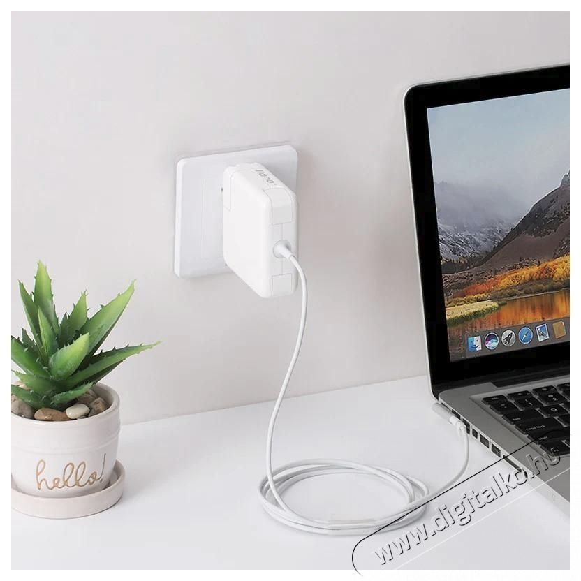 Lamtech Magsafe 1 h&aacute;l&oacute;zati t&ouml;ltő, iPad &eacute;s Macbook kompatibilis,  L  t&iacute;pus&uacute;, 60 W, 16,5 V, 3,65 A, feh&eacute;r Mobil / Kommunik&aacute;ci&oacute; / Smart - Mobiltelefon kieg&eacute;sz&iacute;tő / tok - H&aacute;l&oacute;zati-, aut&oacute;s t&ouml;ltő - 534338