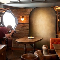 Lastolite Vintage &ouml;sszecsukhat&oacute; h&aacute;tt&eacute;r 1,5 x 2,1 m Tobacco/Olive Fot&oacute;-Vide&oacute; kieg&eacute;sz&iacute;tők - H&aacute;tt&eacute;r - V&aacute;szon h&aacute;tt&eacute;r - 346399