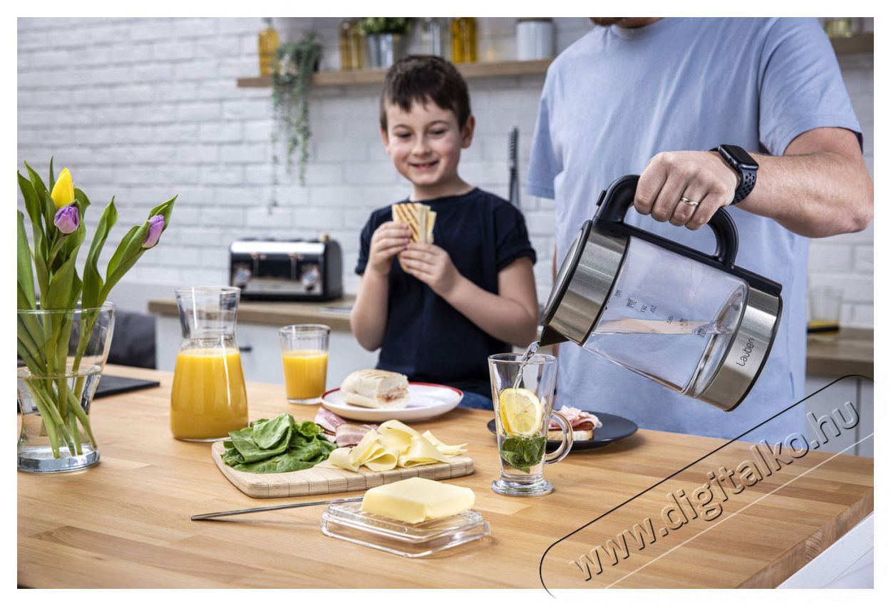 Lauben Electric Kettle EK17GS Konyhai term&eacute;kek - V&iacute;zforral&oacute; / teafőző - 513112