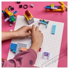 LEGO Classic - Feh&eacute;r alaplap (11026)  H&aacute;ztart&aacute;s / Otthon / K&uuml;lt&eacute;r - J&aacute;t&eacute;k / Sport - Kreat&iacute;v / k&eacute;szs&eacute;gfejlesztő j&aacute;t&eacute;k - 531456