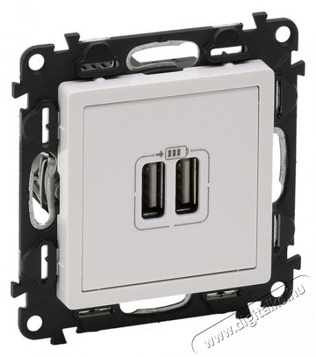 Legrand 753112 Valena Life kettős USB töltőaljzat Háztartás / Otthon / Kültér - Világítás / elektromosság - Hálózati elosztó / hosszabbító / adapter - 392449