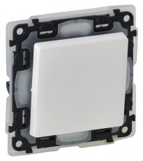 Legrand 764502 Niloé fehér kettős váltókapcsoló Háztartás / Otthon / Kültér - Világítás / elektromosság - Hálózati elosztó / hosszabbító / adapter - 392150