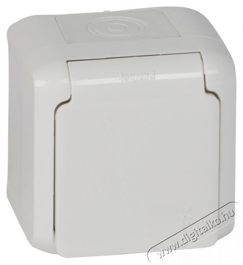 Legrand 782373 Forix IP44 feh&eacute;r 2P+F csatlakoz&oacute;aljzat - feh&eacute;r H&aacute;ztart&aacute;s / Otthon / K&uuml;lt&eacute;r - Vil&aacute;g&iacute;t&aacute;s / elektromoss&aacute;g - H&aacute;l&oacute;zati eloszt&oacute; / hosszabb&iacute;t&oacute; / adapter - 391979