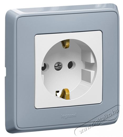 Legrand 773820 Cariva fehér 2P+F csatlakozóaljzat Háztartás / Otthon / Kültér - Világítás / elektromosság - Hálózati elosztó / hosszabbító / adapter - 392092