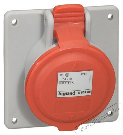 Legrand 555189 P17 Tempra PRO Dafbe-164k06 m400V IP44 döntött aljzat Háztartás / Otthon / Kültér - Világítás / elektromosság - Hálózati elosztó / hosszabbító / adapter - 392537