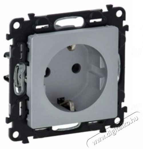 Legrand 753325 Valena Life gyermekvédelem nélkül/ csavaros vezetékbekötéssel alumínium 2P+F csatlakozóaljzat Háztartás / Otthon / Kültér - Világítás / elektromosság - Hálózati elosztó / hosszabbító / adapter - 392346