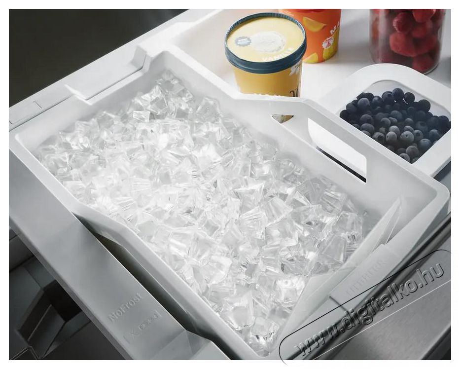 Liebherr MBbsdi 9556 Prime BioFresh NoFrost Francia ajt&oacute;s hűtő-fagyaszt&oacute; 2 fagyaszt&oacute;fi&oacute;kkal, IceMakerrel &eacute;s InfinitySpringgel Konyhai term&eacute;kek - Hűtő, fagyaszt&oacute; (szabadon&aacute;ll&oacute;) - Alulfagyaszt&oacute;s kombin&aacute;lt hűtő - 530892