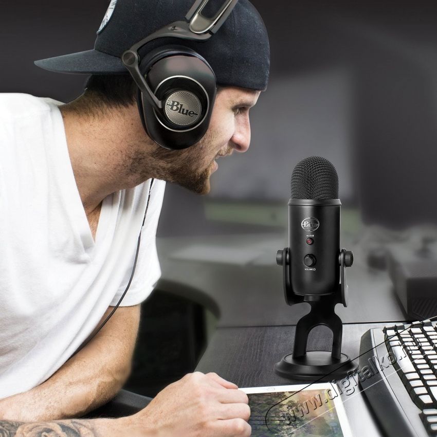Logitech Blue Yeti USB, Blackout (988-000229) Fot&oacute;-Vide&oacute; kieg&eacute;sz&iacute;tők - Mikrofon - Fot&oacute;-vide&oacute; mikrofon - 531405