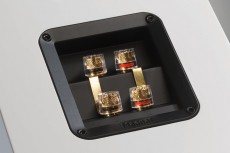 Magnat Quantum 757 Padlón álló háromutas basszreflex hangsugárzó /pár - fehér Audio-Video / Hifi / Multimédia - Hangfal - Hangfalszett - Álló / front hangfal - 279551