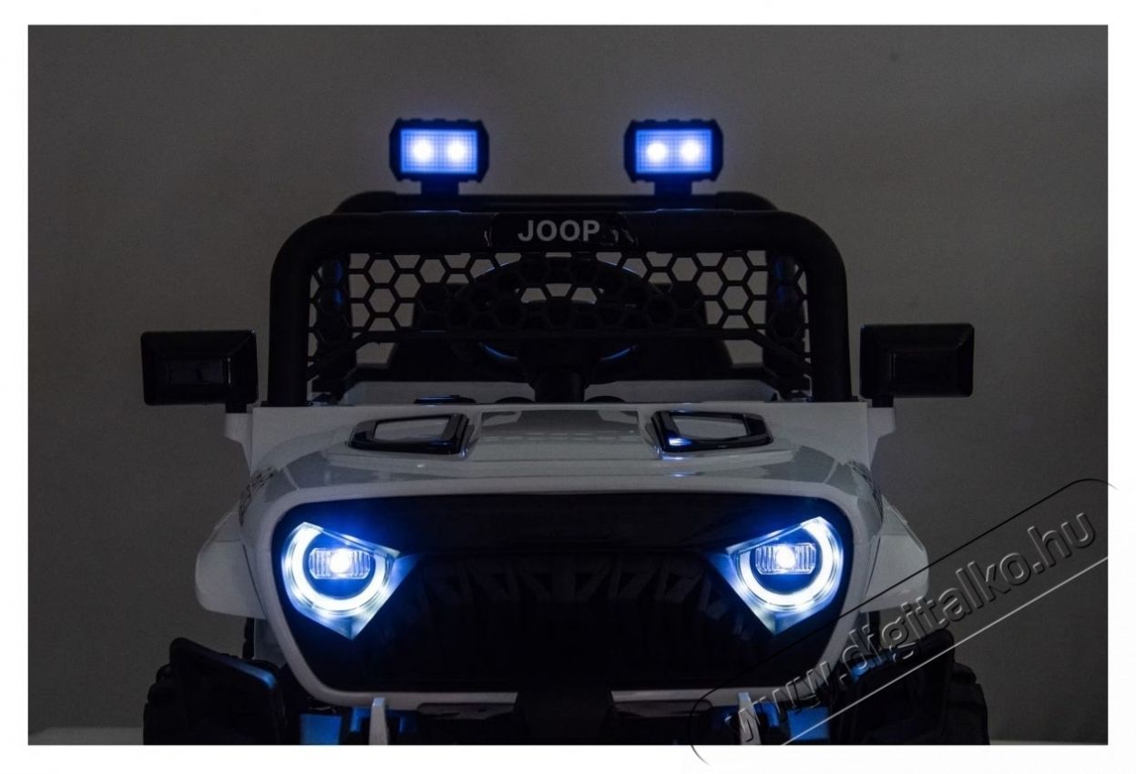 Mappy Go 4x4 elektromos gyerekaut&oacute;, t&aacute;vir&aacute;ny&iacute;t&oacute;val, 105 x 65 x 58 cm, Feh&eacute;r H&aacute;ztart&aacute;s / Otthon / K&uuml;lt&eacute;r - J&aacute;t&eacute;k / Sport - Elektromos be&uuml;lős j&aacute;rmű - 540680