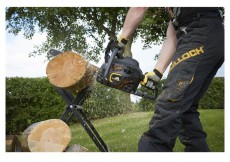 McCulloch CS42S benzinmotoros l&aacute;ncfűr&eacute;sz H&aacute;ztart&aacute;s / Otthon / K&uuml;lt&eacute;r - K&uuml;lt&eacute;r / kerti term&eacute;k / grill - L&aacute;ncfűr&eacute;sz - 450884