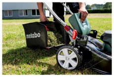 Metabo akkumul&aacute;toros fűny&iacute;r&oacute; RM 36-18 LTX BL 46 H&aacute;ztart&aacute;s / Otthon / K&uuml;lt&eacute;r - K&uuml;lt&eacute;r / kerti term&eacute;k / grill - Fűny&iacute;r&oacute; / gyeplaz&iacute;t&oacute; - 521647