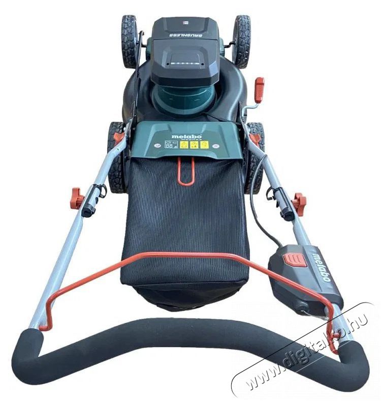 Metabo akkumul&aacute;toros fűny&iacute;r&oacute; RM 36-18 LTX BL 46 H&aacute;ztart&aacute;s / Otthon / K&uuml;lt&eacute;r - K&uuml;lt&eacute;r / kerti term&eacute;k / grill - Fűny&iacute;r&oacute; / gyeplaz&iacute;t&oacute; - 521647