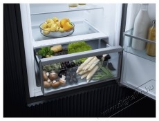 Miele K 7118 D Be&eacute;p&iacute;thető hűtőszekr&eacute;ny, DailyFresh, 4 fagyaszt&oacute;rekesz, LED-vil&aacute;g&iacute;t&aacute;s &eacute;s SoftClose, Feh&eacute;r Konyhai term&eacute;kek - Hűtő, fagyaszt&oacute; (be&eacute;p&iacute;thető) - Egyajt&oacute;s hűtő - 534379