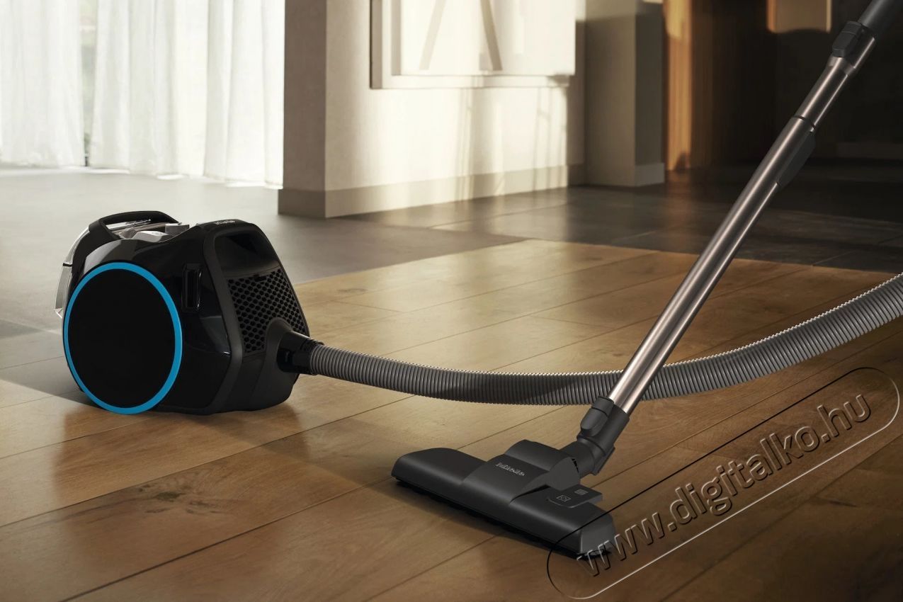 Miele Boost CX1 Blue Pulse Obszidi&aacute;nfekete (SNRF3) H&aacute;ztart&aacute;s / Otthon / K&uuml;lt&eacute;r - Porsz&iacute;v&oacute; / takar&iacute;t&oacute;g&eacute;p - Porzs&aacute;k n&eacute;lk&uuml;li porsz&iacute;v&oacute; - 540679