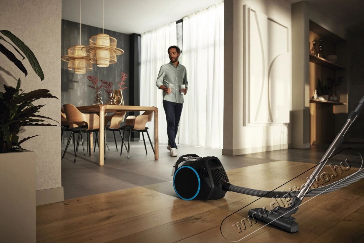 Miele Boost CX1 Blue Pulse Obszidi&aacute;nfekete (SNRF3) H&aacute;ztart&aacute;s / Otthon / K&uuml;lt&eacute;r - Porsz&iacute;v&oacute; / takar&iacute;t&oacute;g&eacute;p - Porzs&aacute;k n&eacute;lk&uuml;li porsz&iacute;v&oacute; - 540679