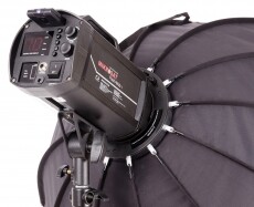 Mikrosat Flash-Mob 4 "Dodi-Box" kit (1x400Ws)  Vakuszett Fotó-Videó kiegészítők - Vaku - Stúdió vaku - 278444