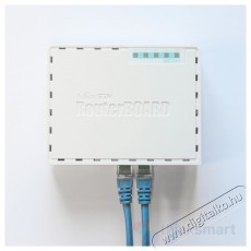 MikroTik RB750GR3 Switch Iroda és számítástechnika - Hálózat - Switch - 382500