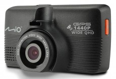 MIO MiVue 751 2,7 autós kamera Fényképezőgép / kamera - Autós fedélzeti kamera - 342685