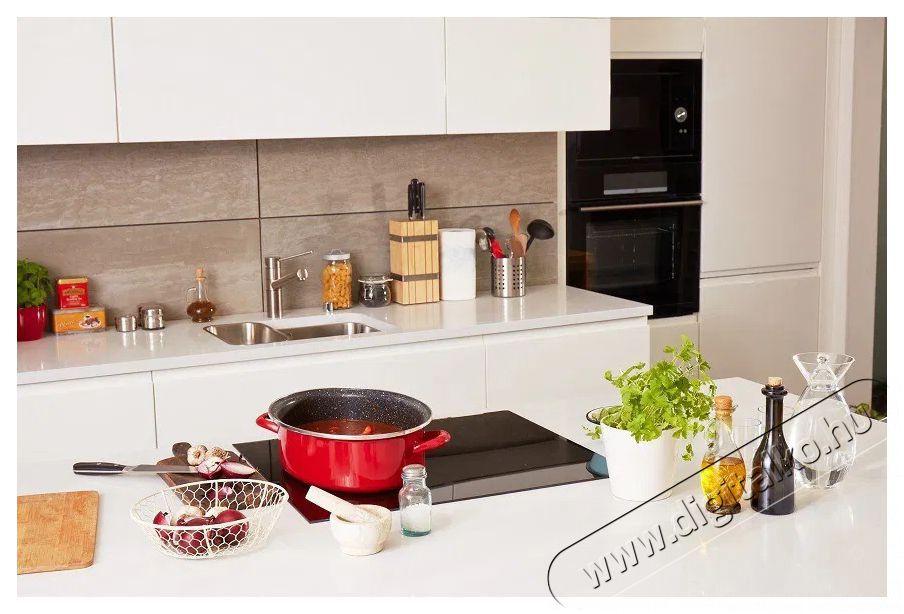 Mora VDI 65D C Konyhai term&eacute;kek - S&uuml;tő-főzőlap, tűzhely (be&eacute;p&iacute;thető) - Indukci&oacute;s főzőlap (be&eacute;p&iacute;thető) - 515674