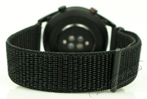 Mybandz 22SKU1613 tépőzáras rugalmas szövet óraszíj 22mm - fekete Mobil / Kommunikáció / Smart - Okos eszköz - Egyéb okos eszköz - 366171