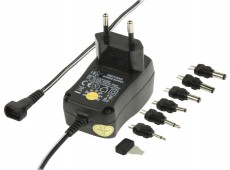 Nedis ACPA001 univerzális hálózati adapter Iroda és számítástechnika - Számítógép tartozék - Táp kábel - 366302