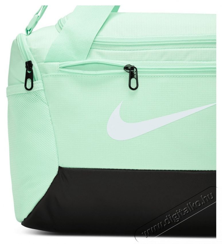 NIKE Brasilia 9.5 XS sportt&aacute;ska, 25 liter, t&uuml;rkiz Sz&eacute;ps&eacute;g&aacute;pol&aacute;s / Eg&eacute;szs&eacute;g - Egy&eacute;b sz&eacute;ps&eacute;g / eg&eacute;szs&eacute;g term&eacute;k - 534484